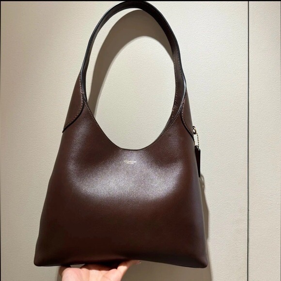 Elegant Brown Leather Women's Bag